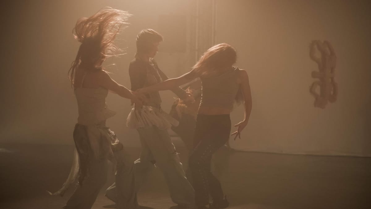 Continual Becoming: Alina Belyagina on Performativity, Collapse, and Feminist Dramaturgy